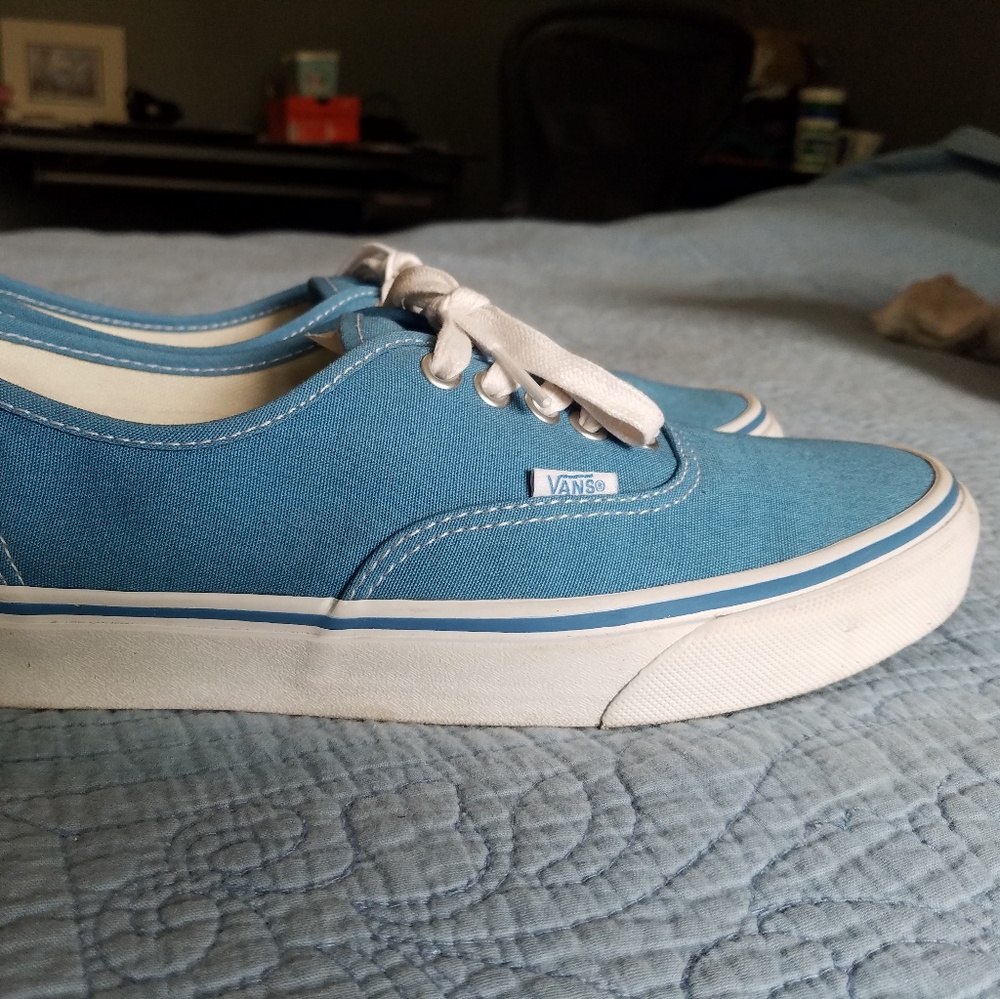 Van's